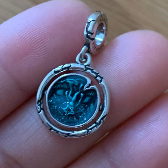 NWOT Stranger Things Glow-in-the-dark Upside Down Dangle Charm Sterling Silver - Picture 8 of 15